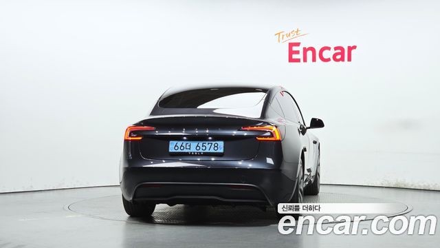 Tesla Model 3 2025 — photo 4