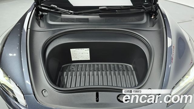 Tesla Model 3 2025 — photo 6