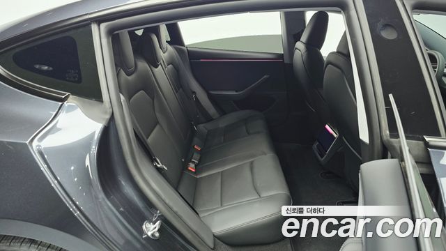 Tesla Model 3 2025 — photo 17