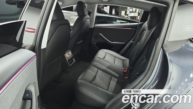 Tesla Model 3 2025 — photo 18