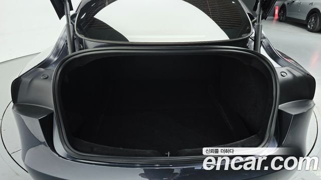 Tesla Model 3 2025 — photo 25