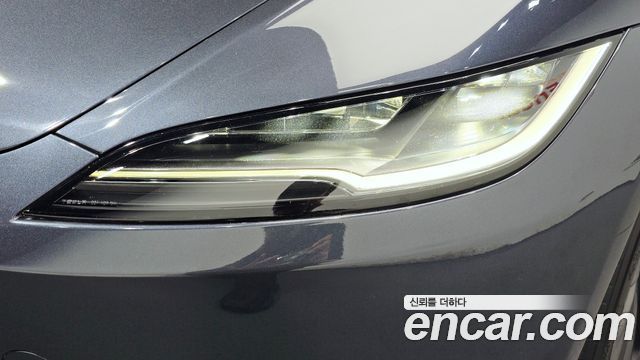 Tesla Model 3 2025 — photo 8