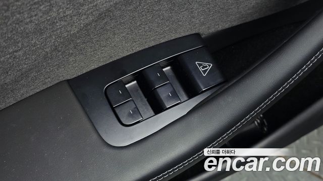 Tesla Model 3 2025 — photo 27