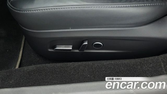 Tesla Model 3 2025 — photo 28