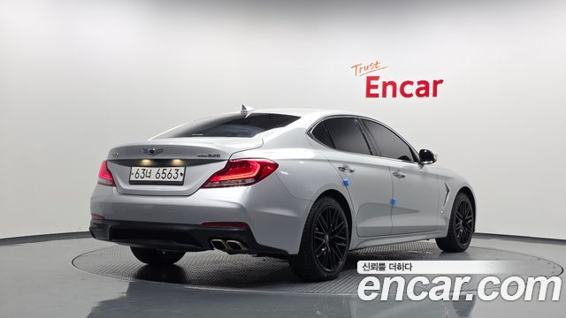 Genesis G70 2018 — photo 2