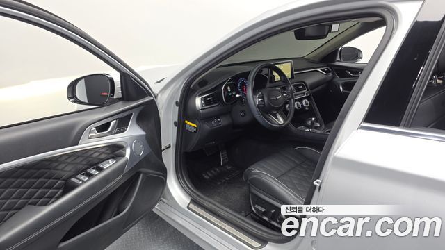 Genesis G70 2018 — photo 10