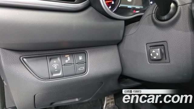 Genesis G70 2018 — photo 13