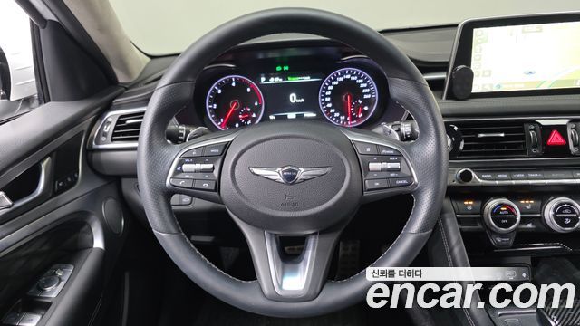 Genesis G70 2018 — photo 14