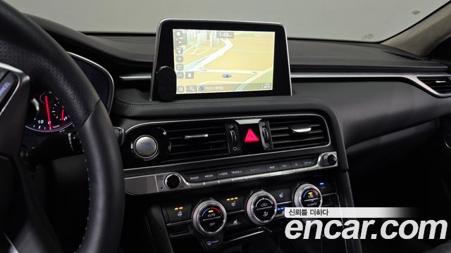 Genesis G70 2018 — photo 15