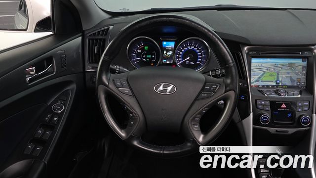 Hyundai Sonata 2014 — photo 19