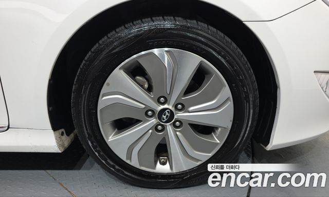 Hyundai Sonata 2014 — photo 7