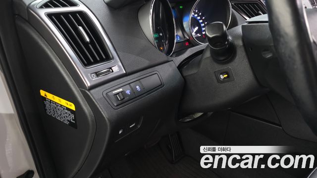 Hyundai Sonata 2014 — photo 30