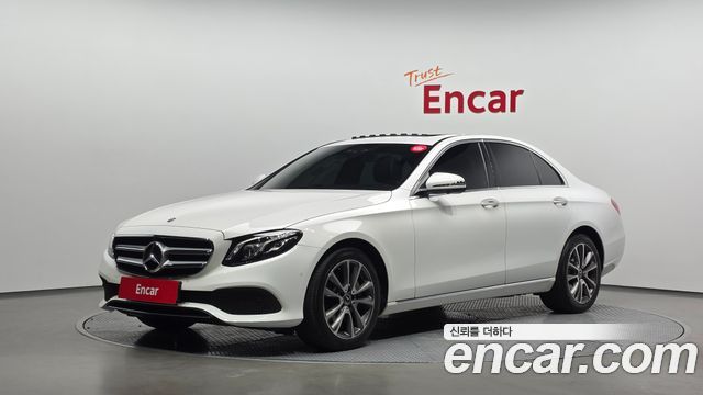 Mercedes-Benz E-Class 2019 — photo 1