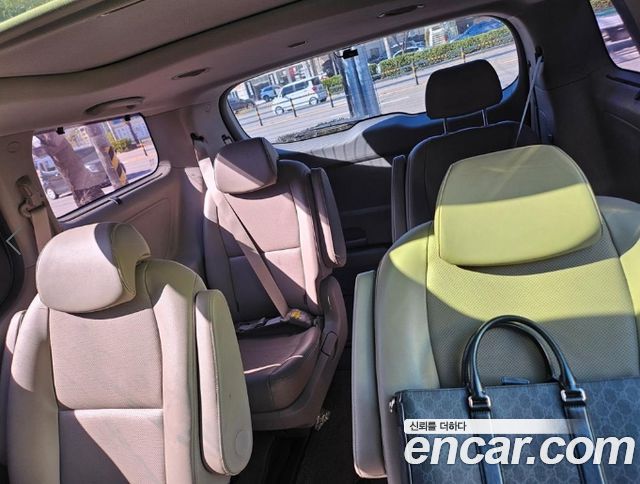 Kia Canival 2017 — photo 6