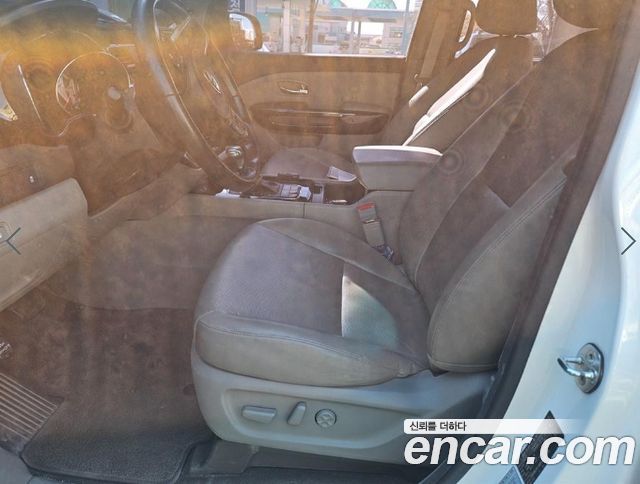 Kia Canival 2017 — photo 8