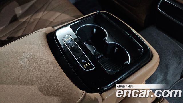 Genesis G80 2021 — photo 24