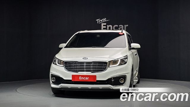 Kia Canival 2015 — photo 3