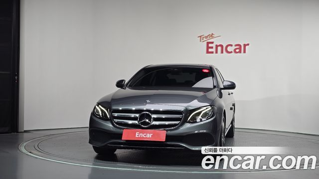 Mercedes-Benz E-Class 2019 — photo 3