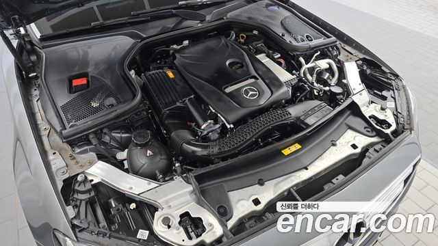 Mercedes-Benz E-Class 2019 — photo 6
