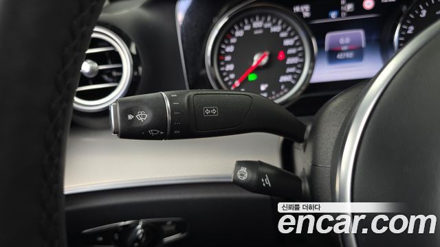 Mercedes-Benz E-Class 2019 — photo 26