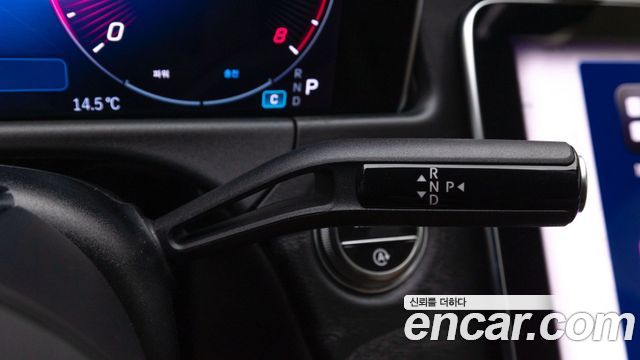 Mercedes-Benz E-Class 2026 — photo 19