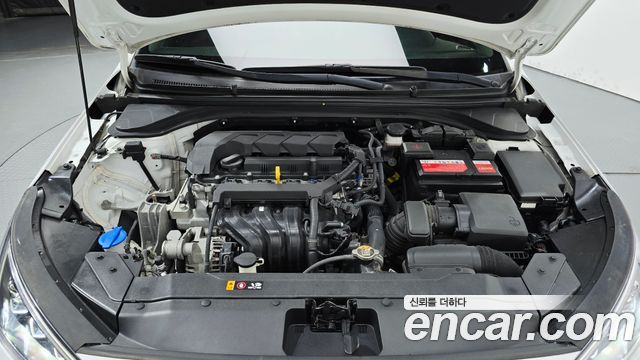 Hyundai AVANTE 2020 — photo 6