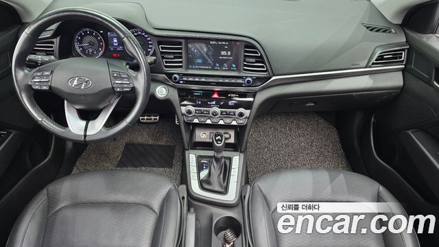 Hyundai AVANTE 2020 — photo 10