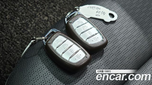 Hyundai AVANTE 2020 — photo 24