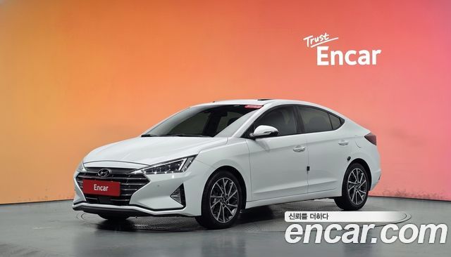 Hyundai AVANTE 2020 — photo 1