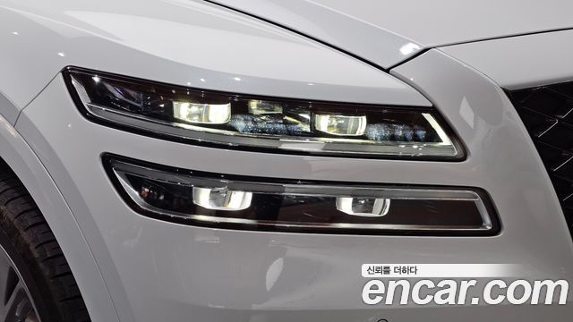 Genesis GV80 2022 — photo 8