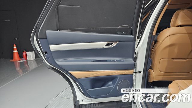 Genesis GV80 2022 — photo 15
