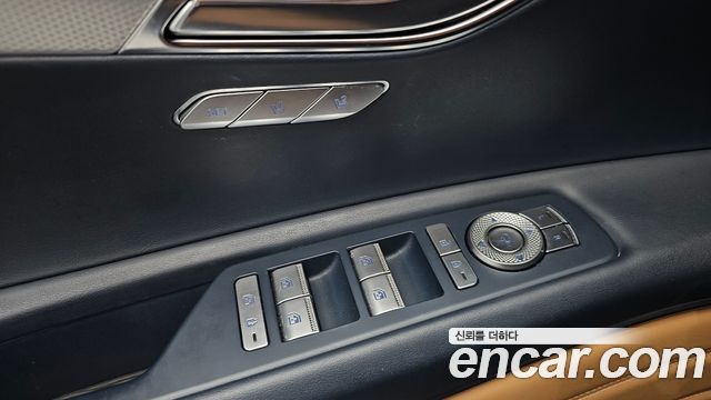 Genesis GV80 2022 — photo 30