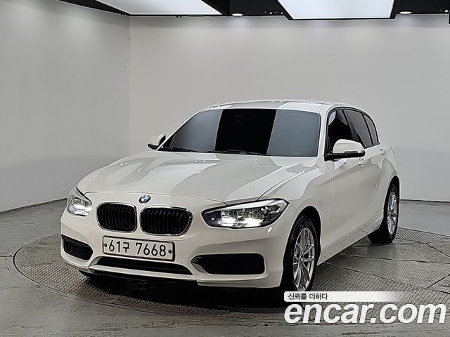 BMW 1-Series 2018 — photo 1
