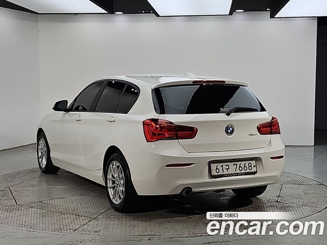 BMW 1-Series 2018 — photo 3