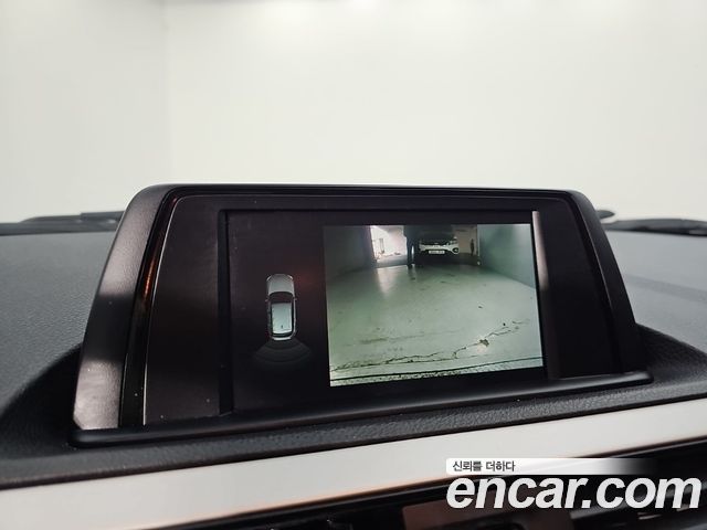 BMW 1-Series 2018 — photo 15
