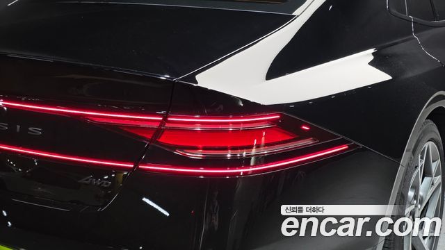 Genesis G90 2022 — photo 9