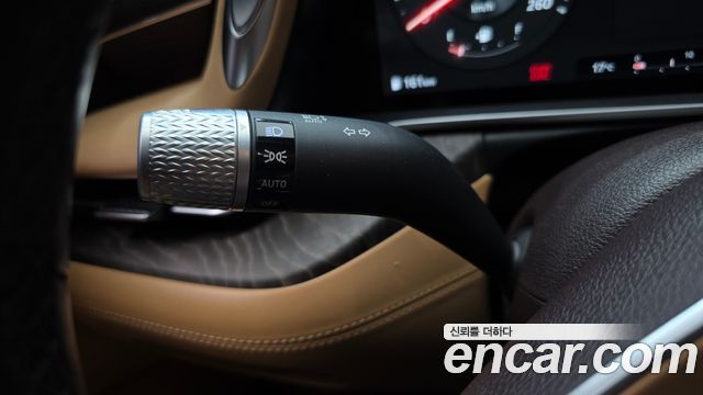 Genesis G90 2022 — photo 27