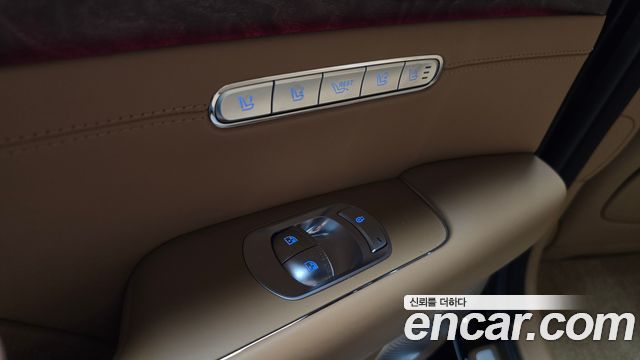 Genesis G90 2022 — photo 29