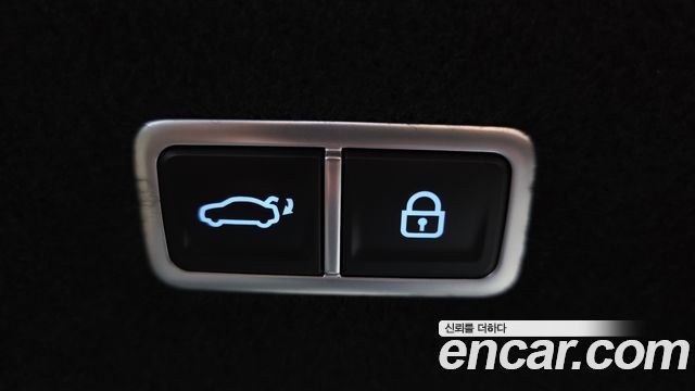 Genesis G90 2022 — photo 35