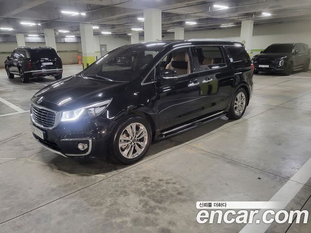Kia Canival 2017 — photo 2