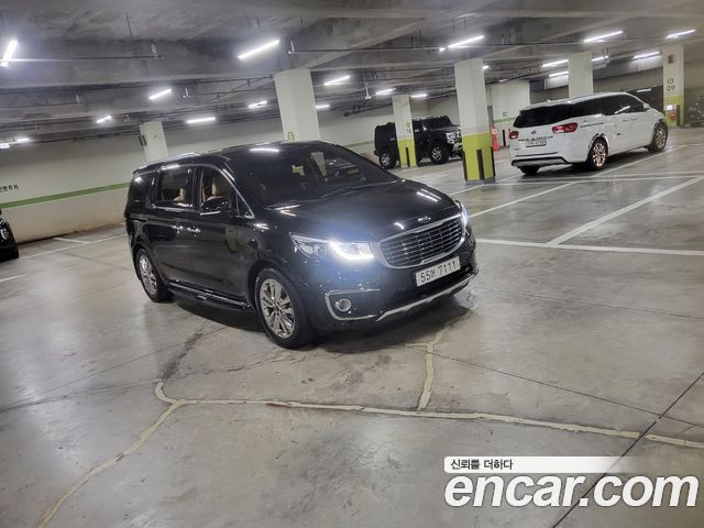 Kia Canival 2017 — photo 3