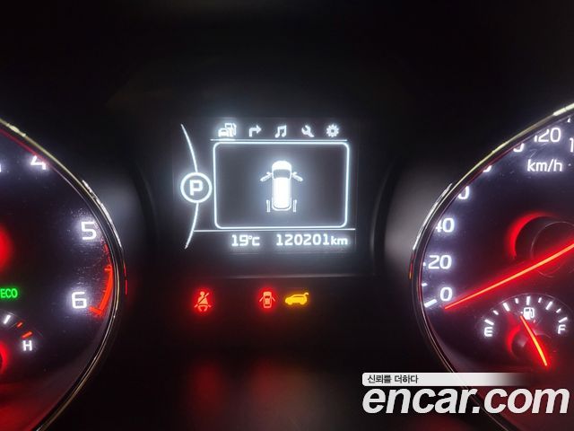 Kia Canival 2017 — photo 8