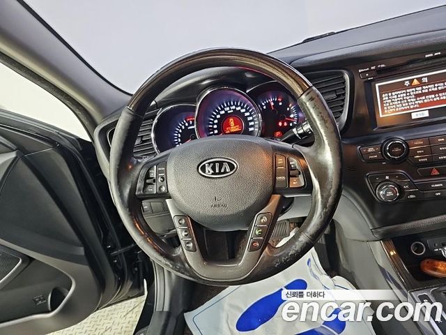 Kia K5 2013 — photo 9