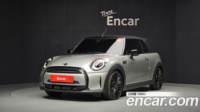 Mini Cooper Convertible 2024 — photo 37