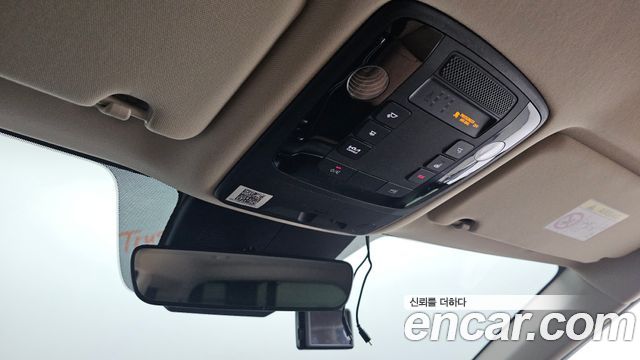 Kia Canival 2022 — photo 18