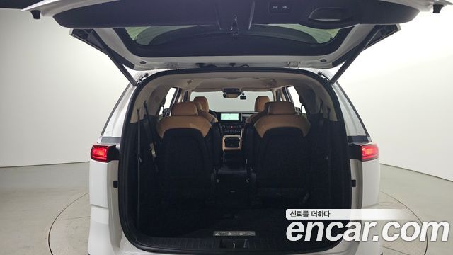 Kia Canival 2022 — photo 20