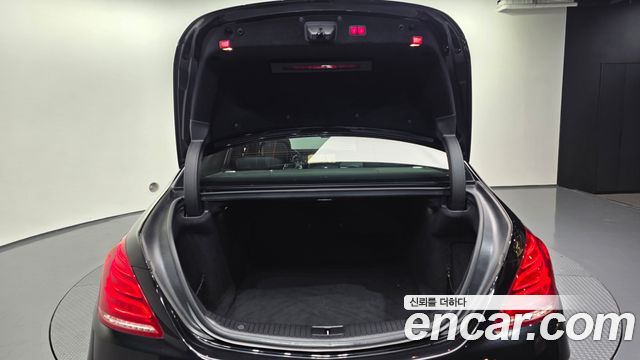 Mercedes-Benz S-Class 2015 — photo 20