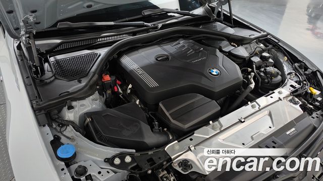BMW 3-Series 2023 — photo 6