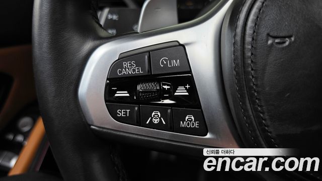 BMW 3-Series 2023 — photo 22
