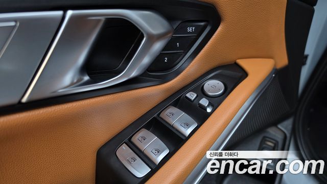 BMW 3-Series 2023 — photo 29